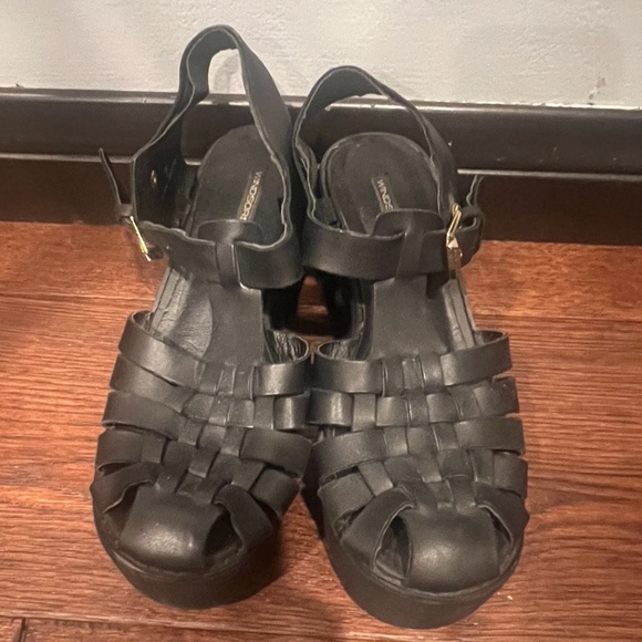 WINDSOR SMITH WOMEN’S LEATHER BLOCK PLATFORM SANDALS, SIZE US 7, BLACK - Picture 2 of 14